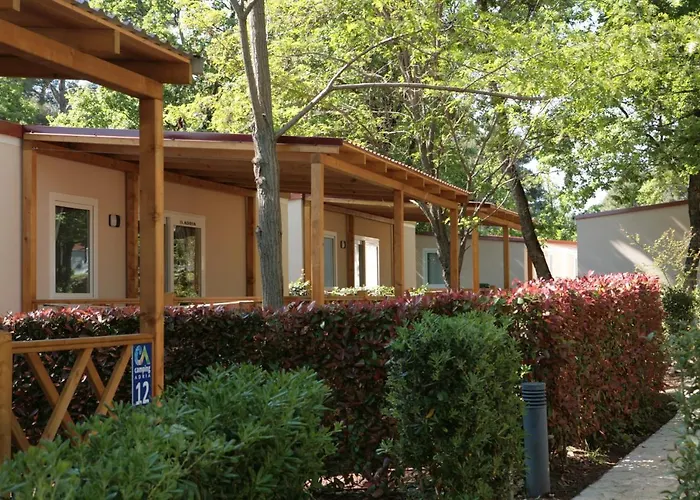 Camping Adria Mobile Homes Lanterna