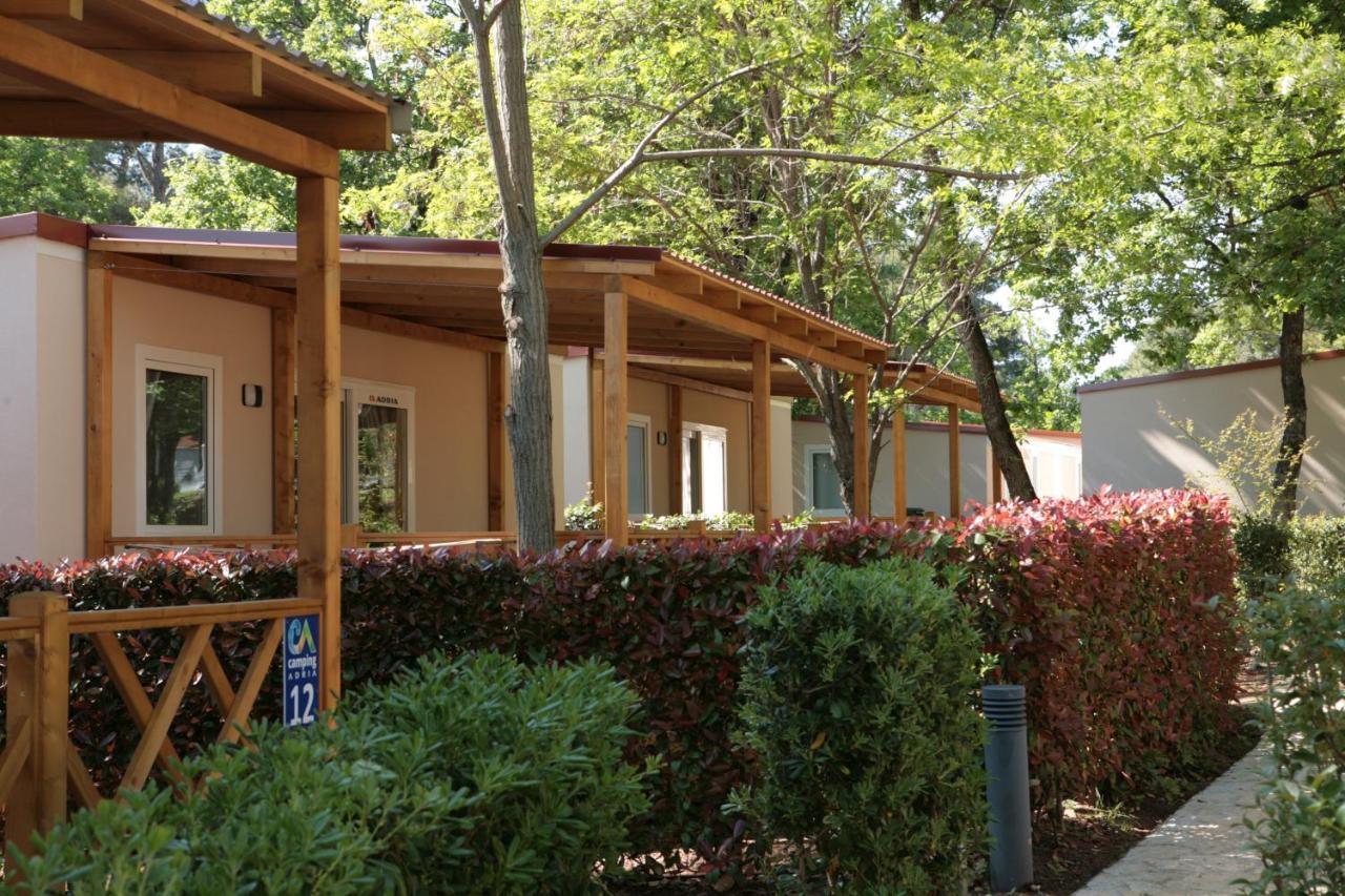 Camping Adria Mobile Homes Lanterna Porec
