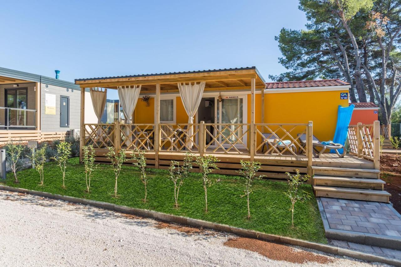 Camping Adria Mobile Homes Lanterna 4*